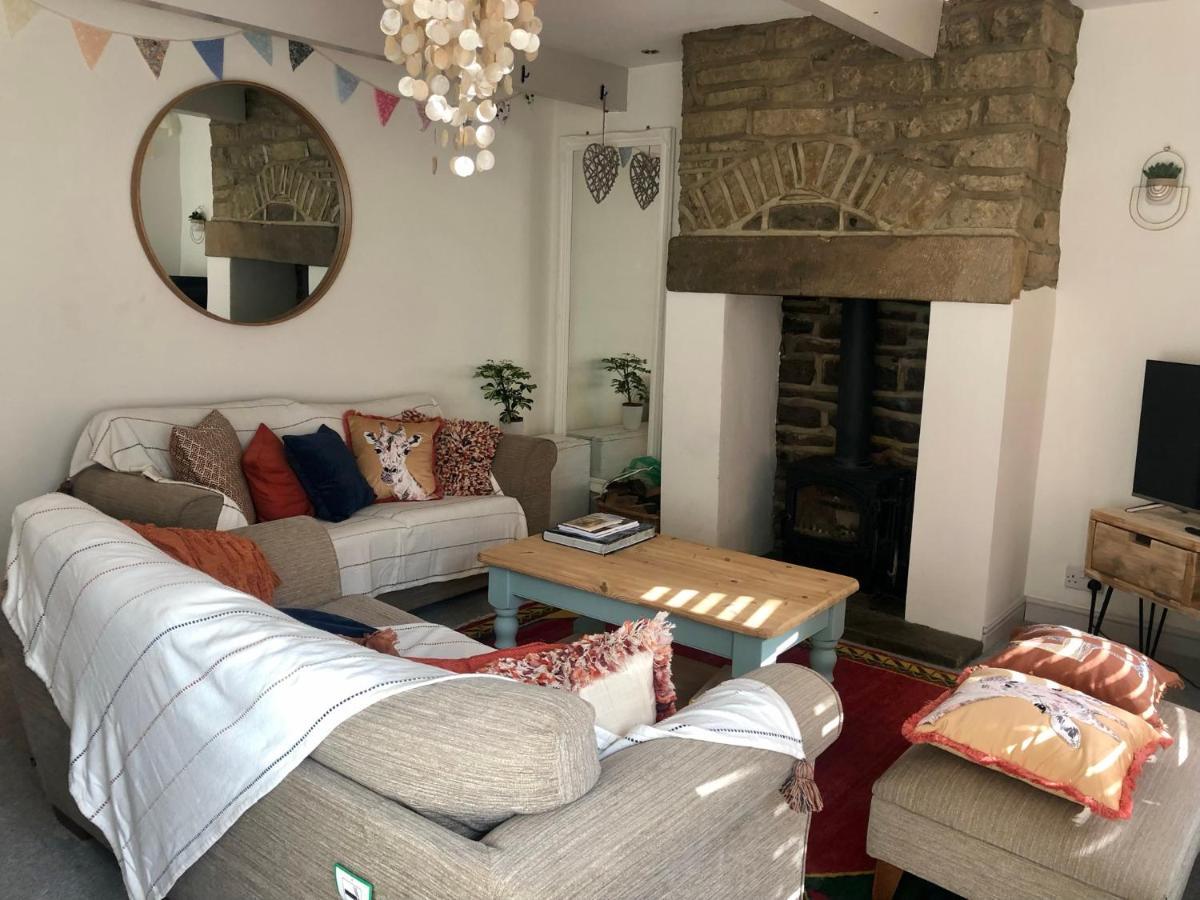 Wuthering Cottage - Central, Stylish, Cosy, Comfy Haworth Exterior photo