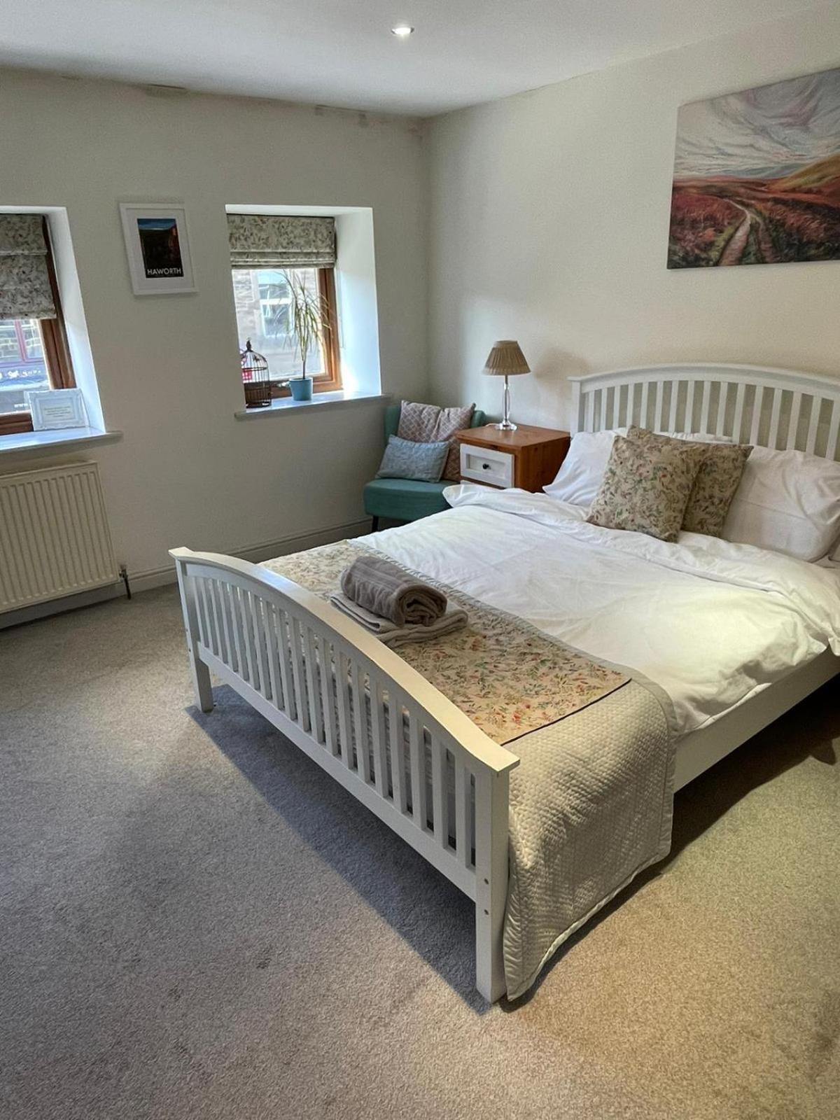 Wuthering Cottage - Central, Stylish, Cosy, Comfy Haworth Exterior photo